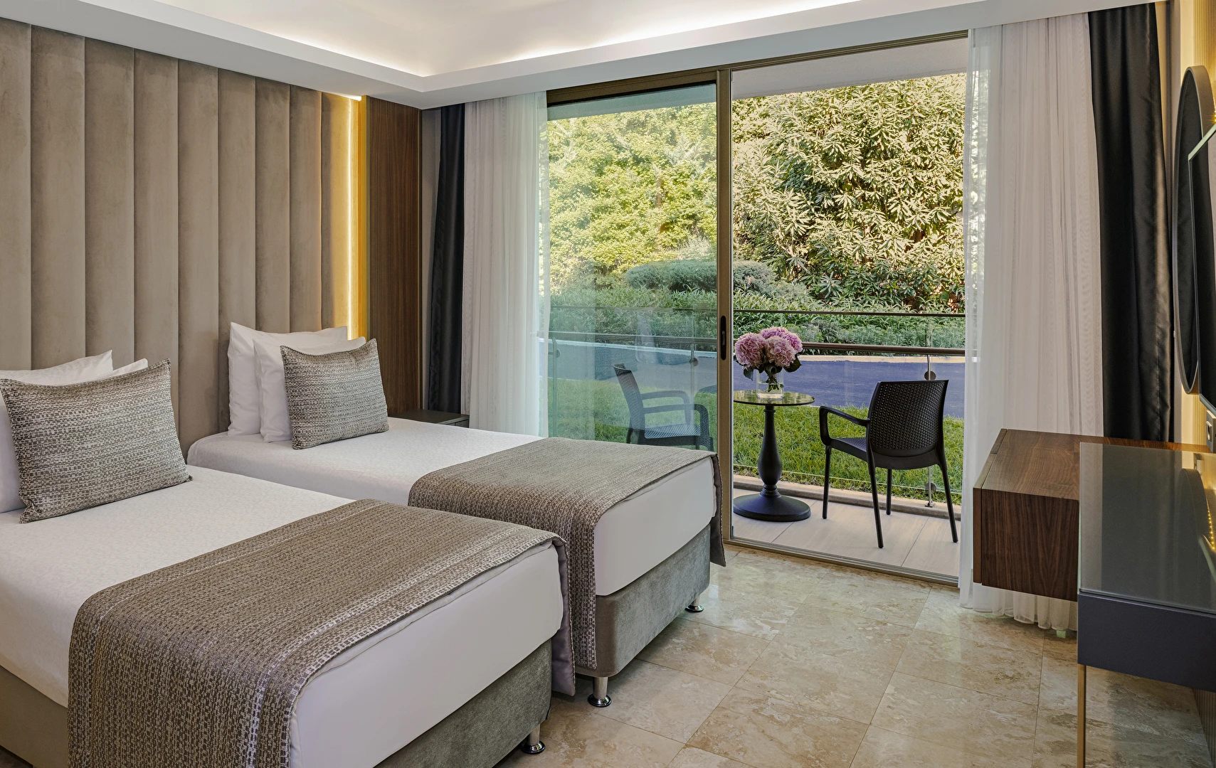 Family Suite Sea View