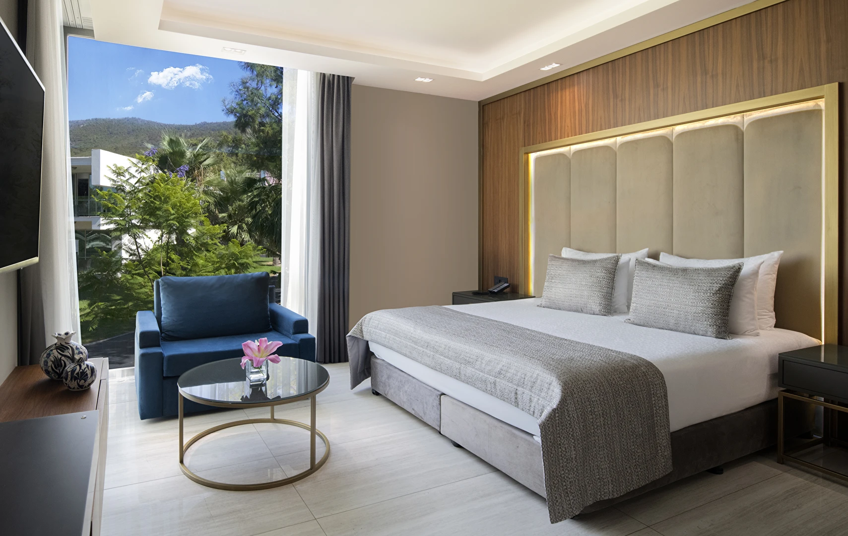 Family Garden Room Annex